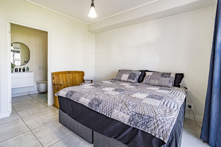 2 Bedroom Property for Sale in Paardevlei Western Cape